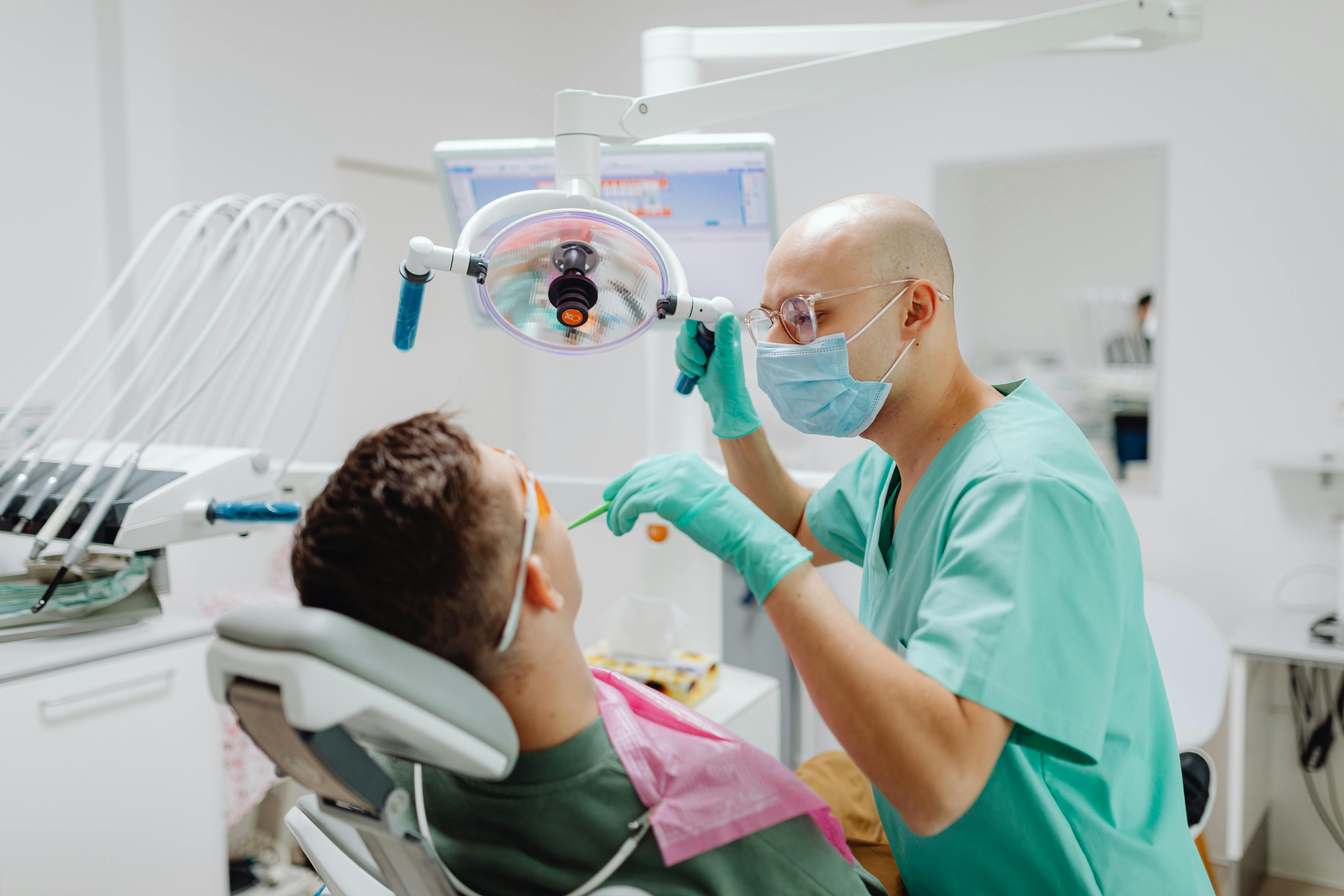 How to become a dentist in Hong Kong?