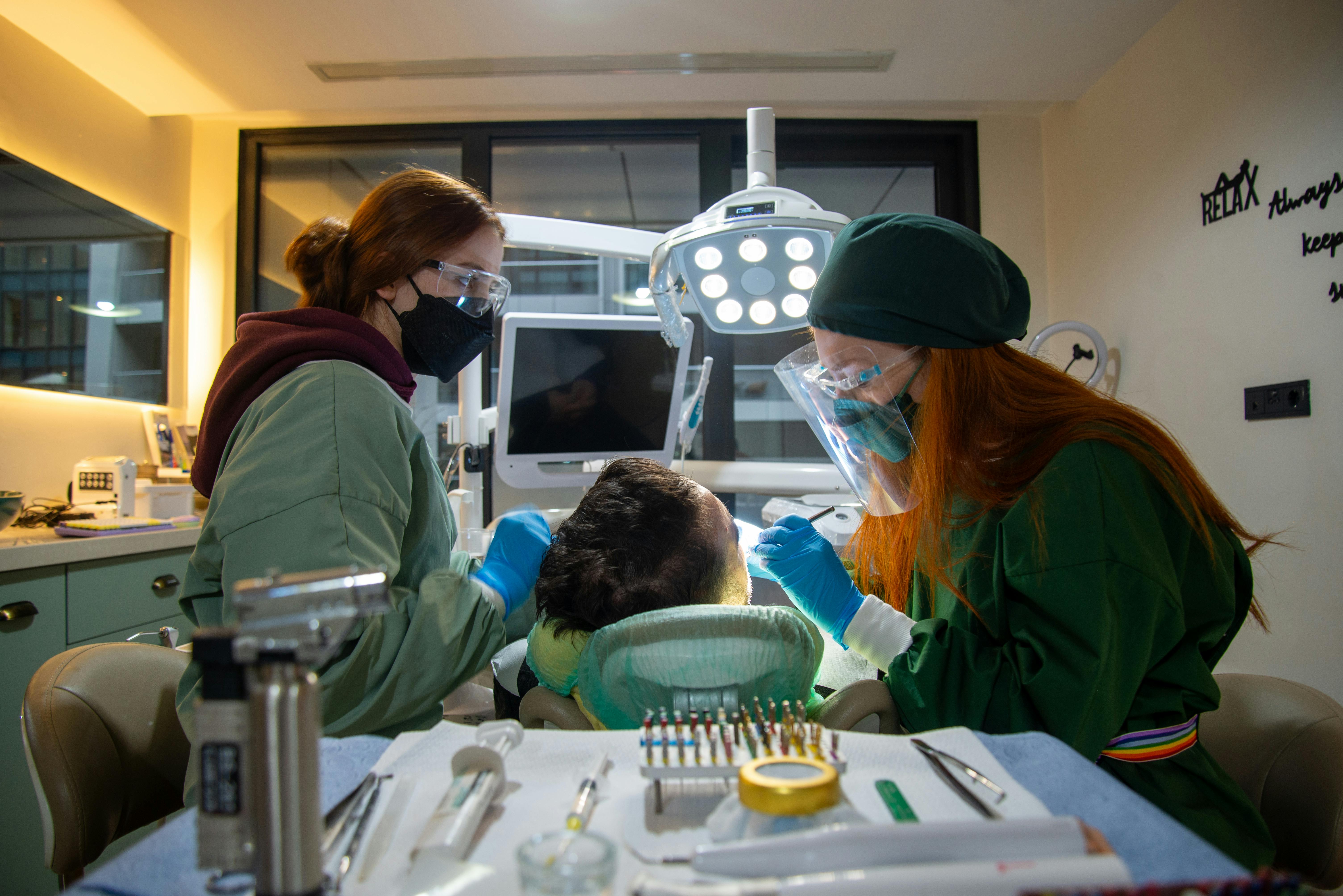 Your Gateway to Dental Practice Abroad: 2026 Complete Guide for Dentists — Free Trial Class